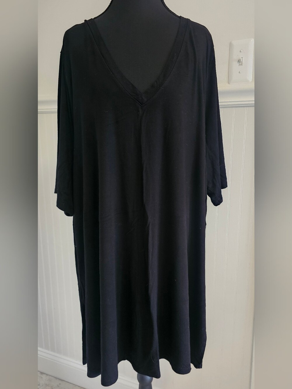 Torrid Super Soft Black V-Neck Shirt /Tunic 4X